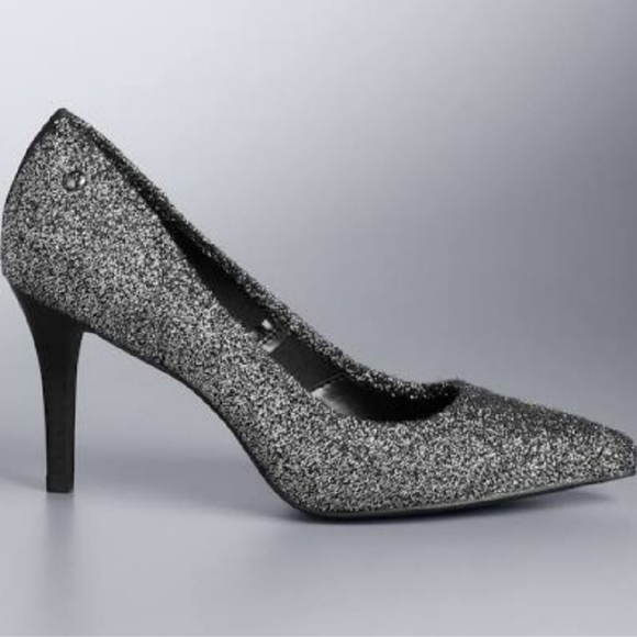 Simply Vera Vera Wang All Over Stretch Heels- 6.5 - Picture 6 of 6